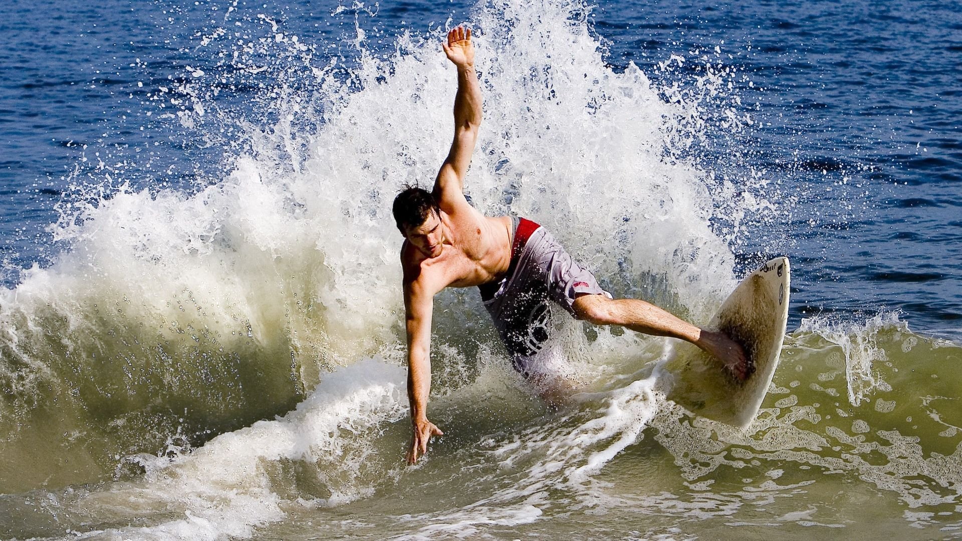 _青少年网球培训火爆,培养下一代冠军_,青少年网球训练视频