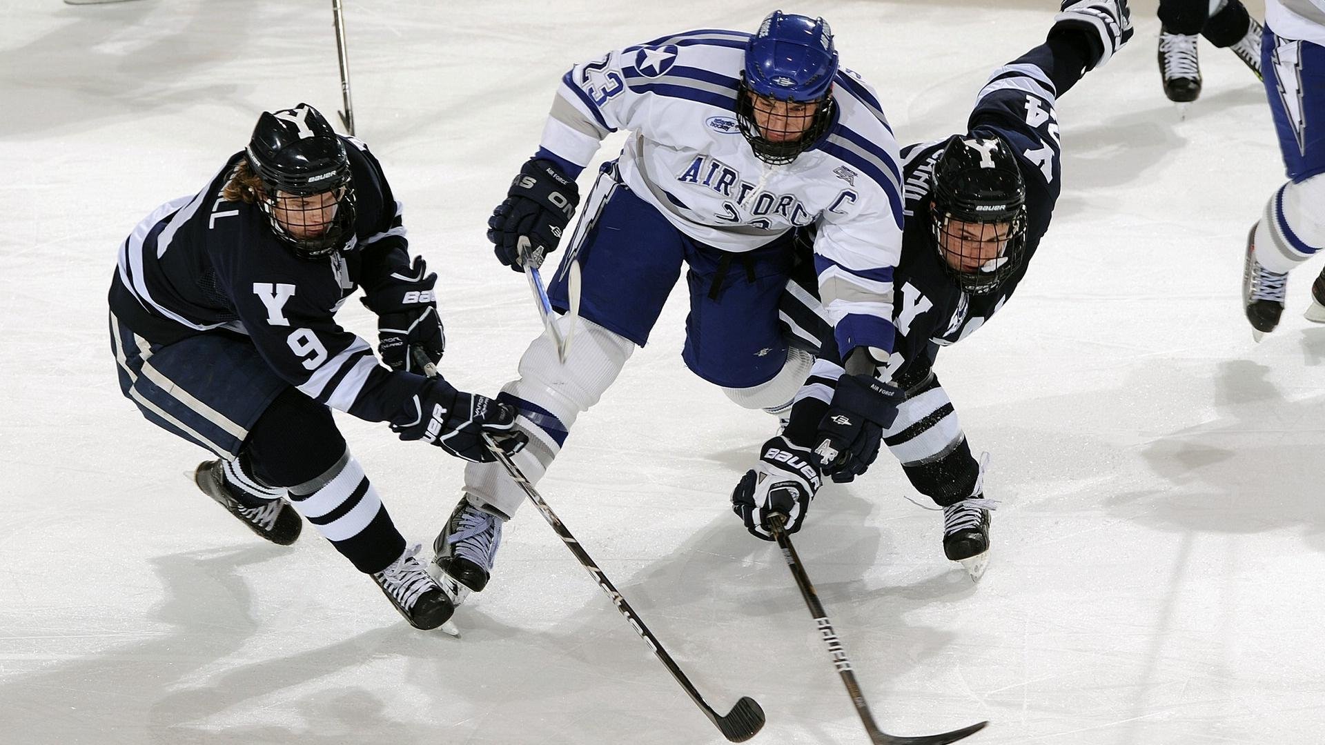 场上花絮:比赛中那些搞笑与感动的瞬间,比赛花絮什么意思